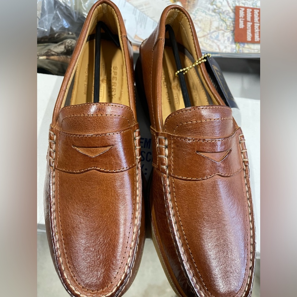 Sperry top sided gold cup collection loafers size 10.5